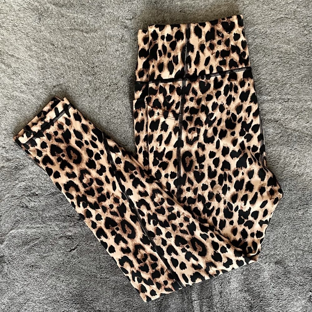❌SOLD❌ VS | NWOT Leggings 🐾
